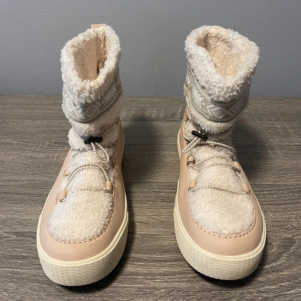 TOMS Women's 9.5 Faux Shearling Winter Boots Pink Blush Tan Fleece Lined EU 41